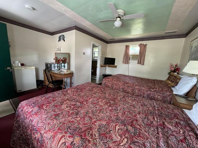 Holiday Motel Orillia Dış mekan fotoğraf
