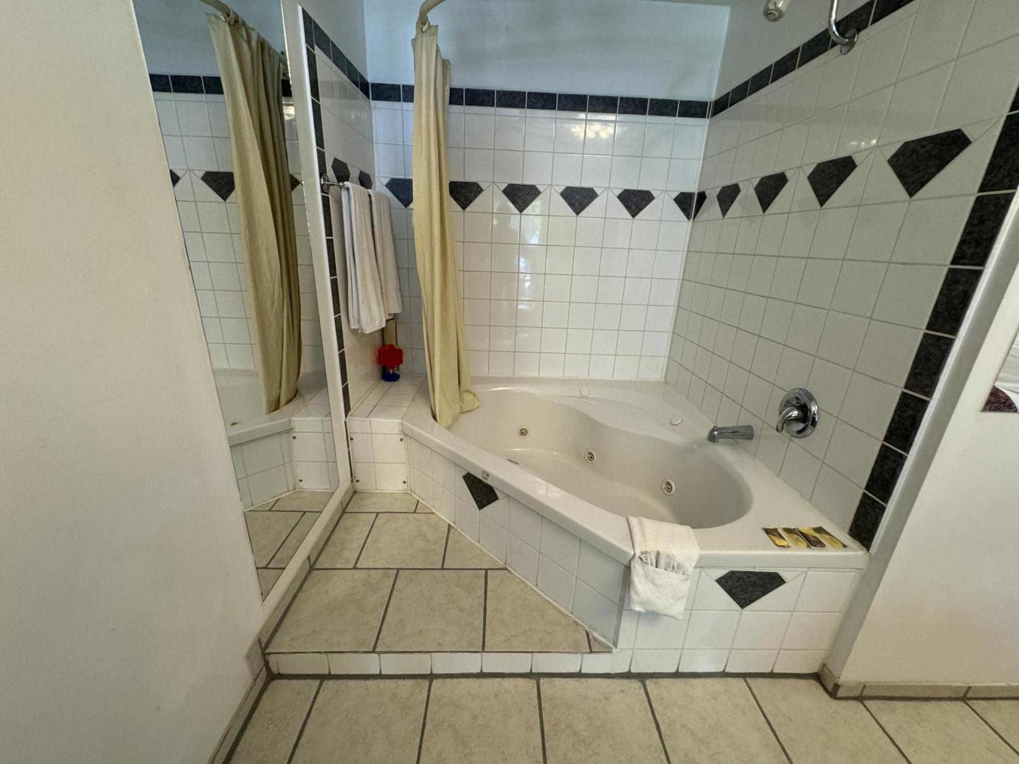 Holiday Motel Orillia Dış mekan fotoğraf